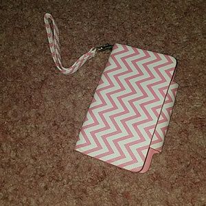 Pink chevron flip case